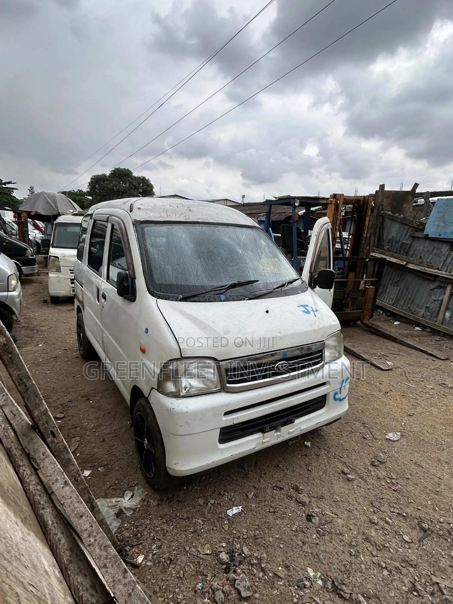 Daihatsu Hijet 2010 White
