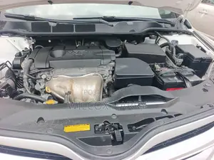 Toyota Venza LE 4dr Wagon AWD (2.7L 4cyl 6A) 2015 White