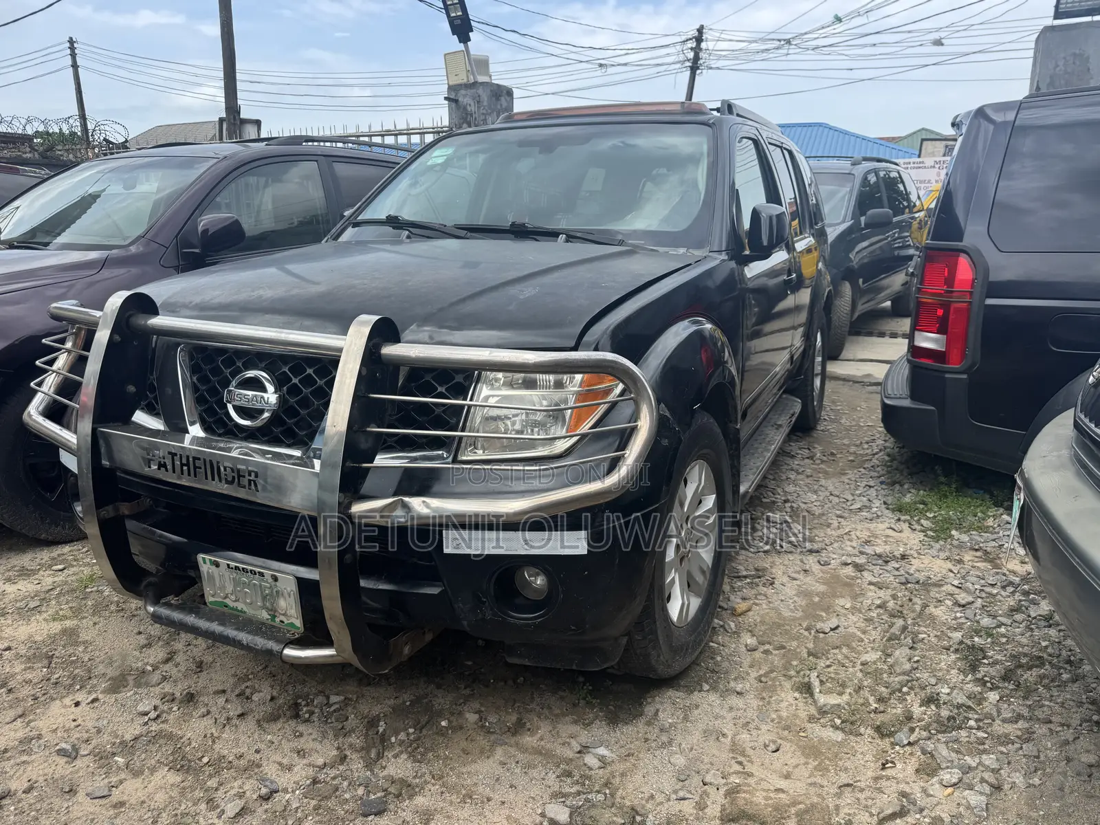 2006 Nissan Pathfinder LE 4x4 - Image 1