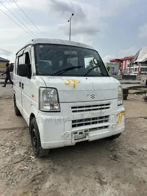 Suzuki Every 2013 White