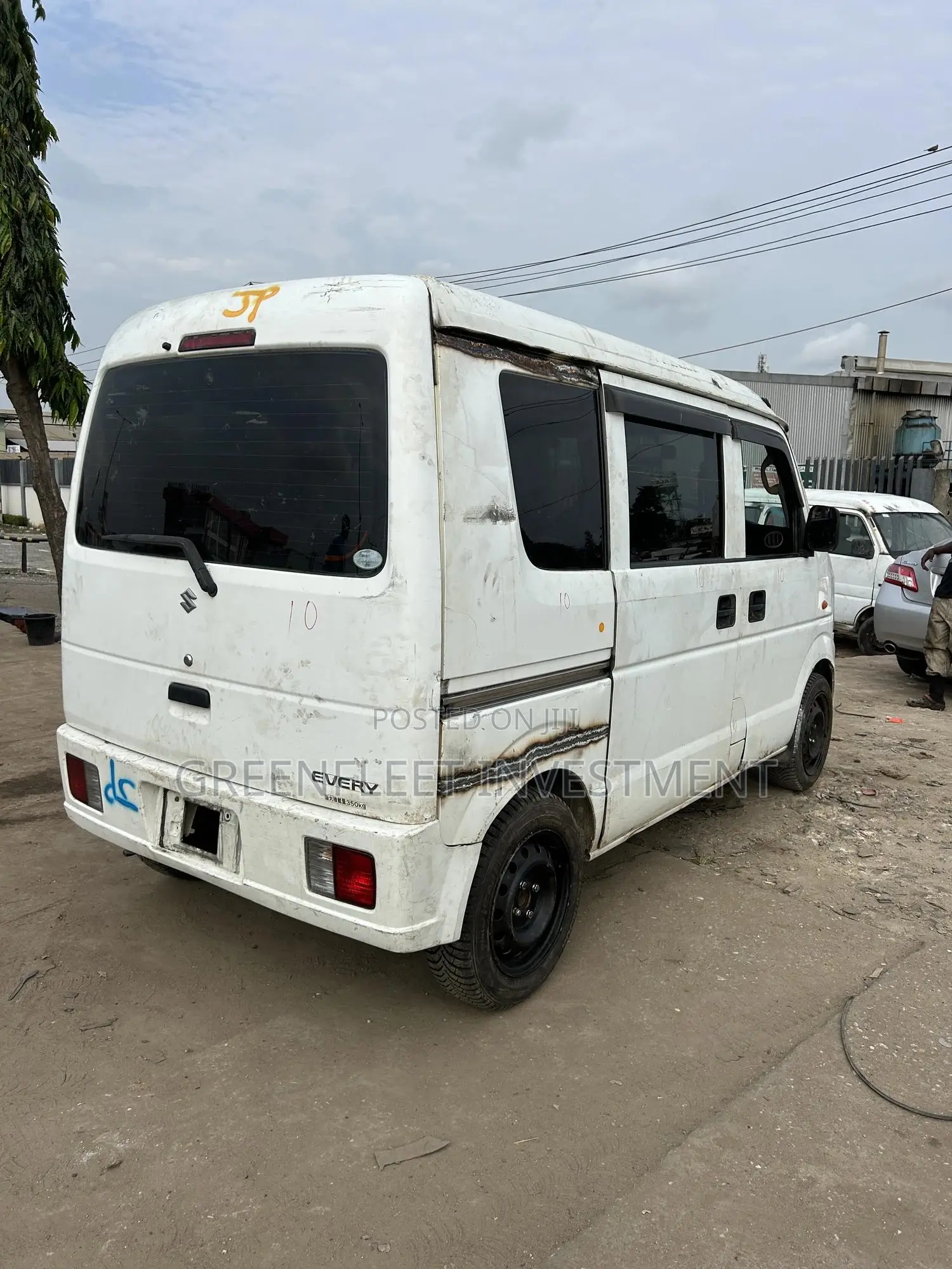 Suzuki Every 2013 White