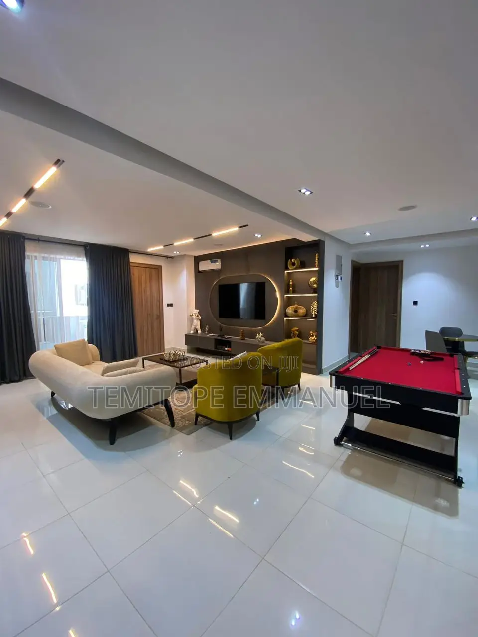 Furnished 2bdrm Block of Flats in Lekki Phase 1 for sale