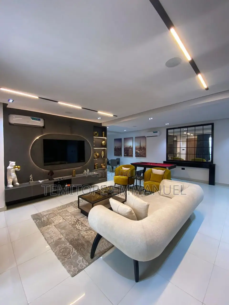 Furnished 2bdrm Block of Flats in Lekki Phase 1 for sale