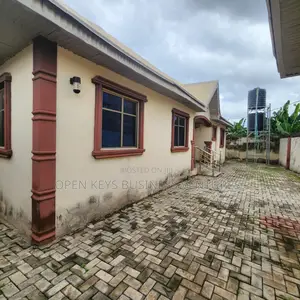 Photo - 2bdrm Bungalow in Iyana Church, Iwo Road for sale