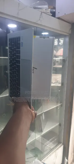 Laptop HP EliteBook x360 1030 G4 16GB Intel Core i5 SSD 256GB