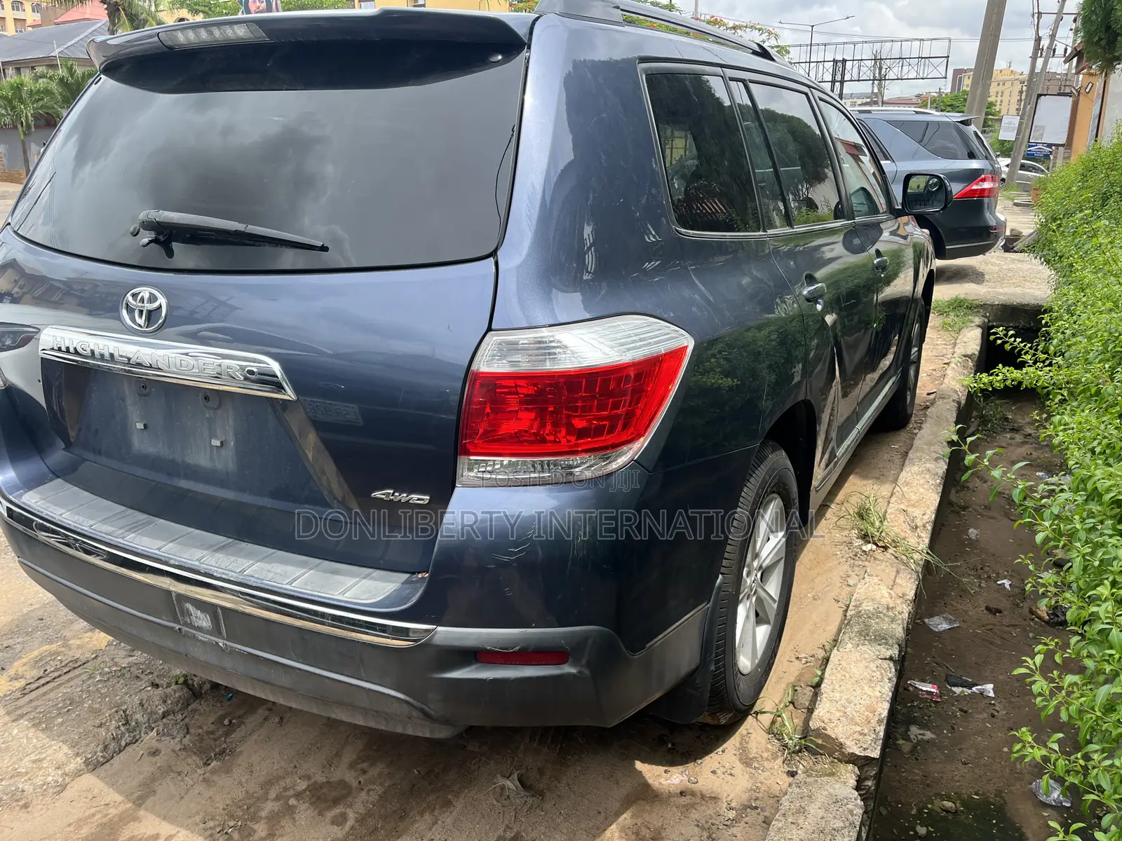 Toyota Highlander 2012 Blue