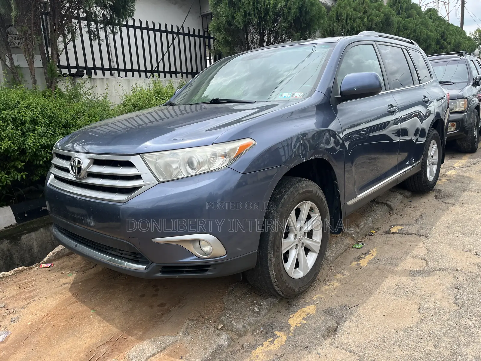 Toyota Highlander 2012 Blue