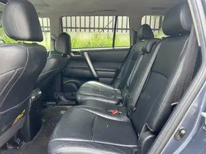 Toyota Highlander 2012 Blue