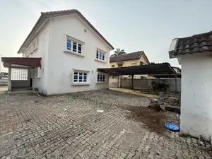 4bdrm Duplex in Maitama for sale