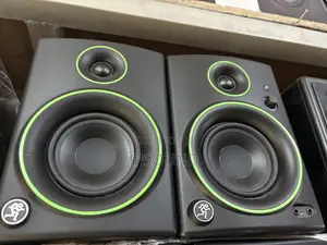 Mackie Cr4 London  Neatly Use Studio Monitor