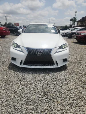 Lexus IS 300 AWD 2016 White