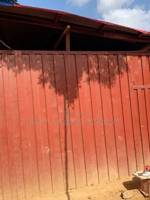 12ft Loose and Tight Container