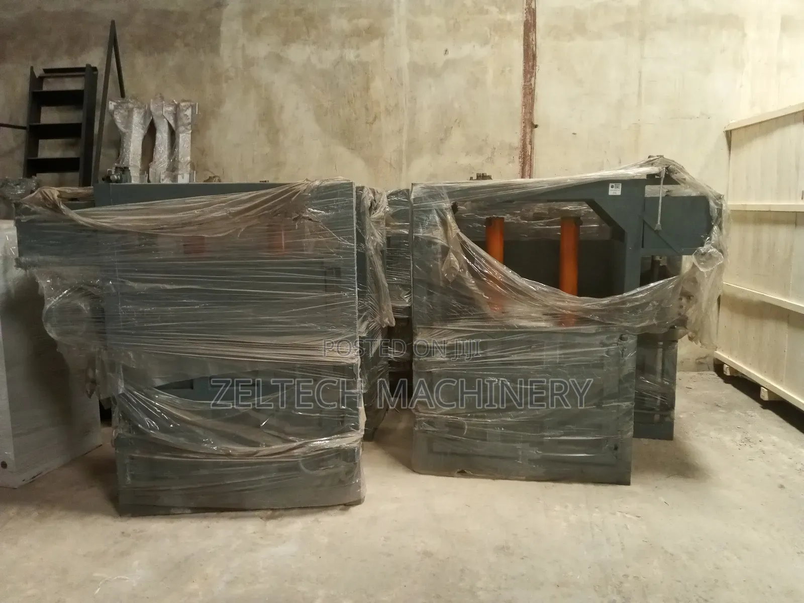 Pet Bottle Pressing Machine