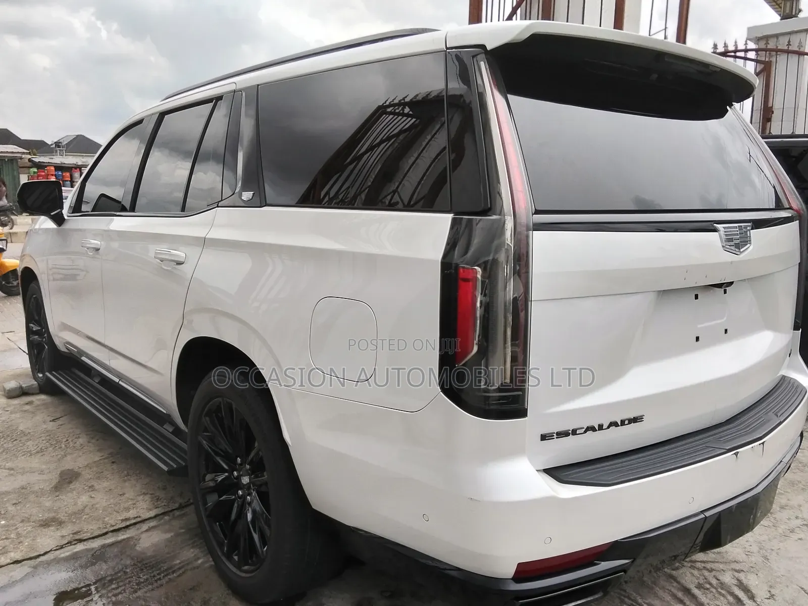 Cadillac Escalade 2021 White