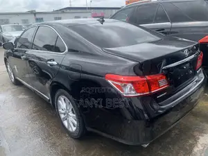 Lexus ES 2012 Black
