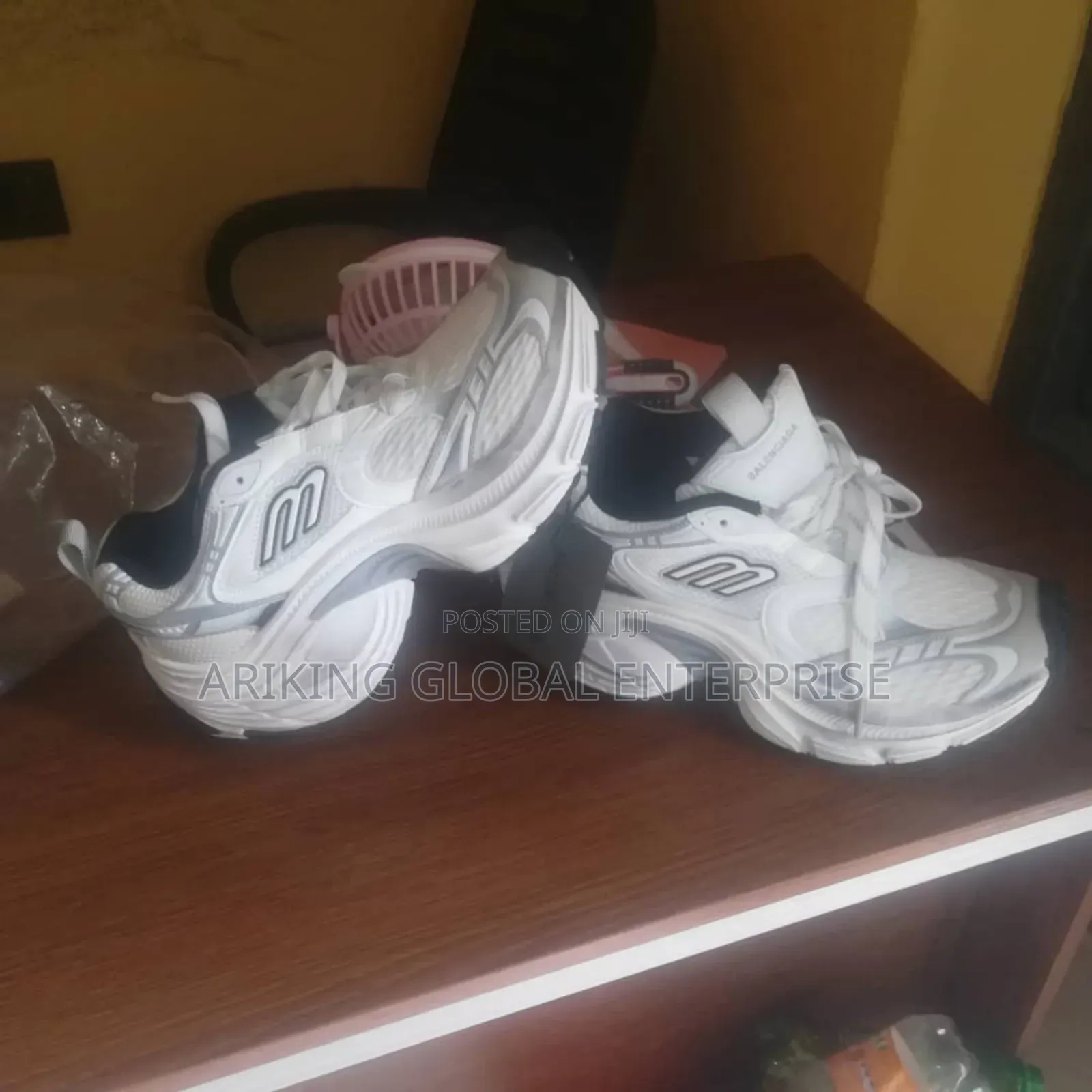 Original Balenciaga Canvas