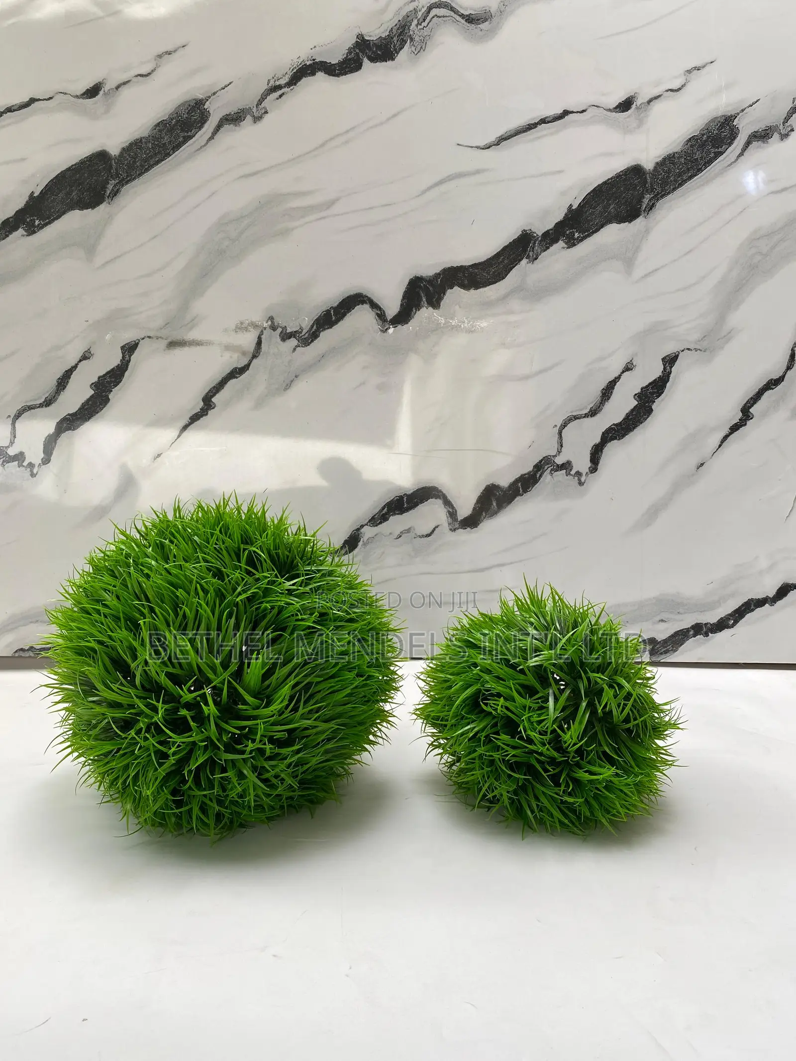 Decorative Artificial Boxwood Ball – Big & Small Sizes