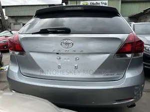 Toyota Venza 2016 Silver