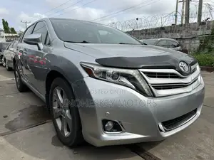 Toyota Venza 2016 Silver