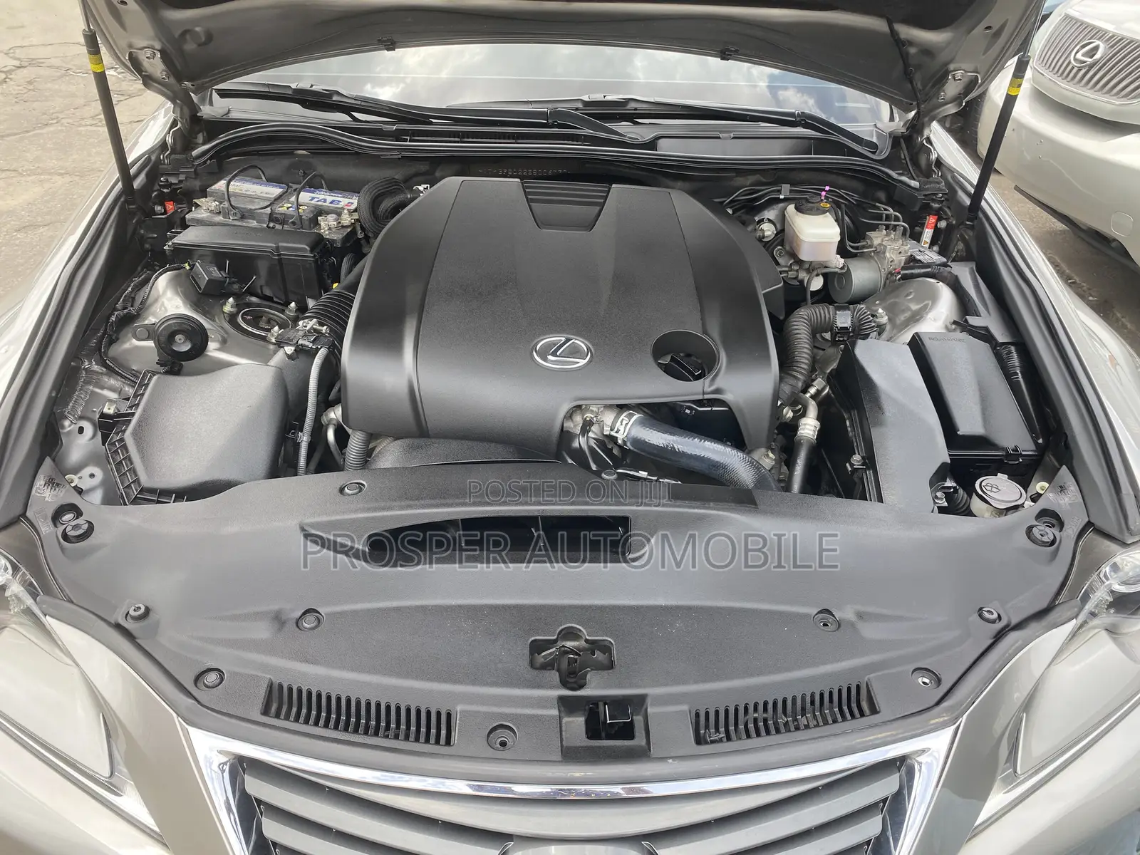 Lexus IS 250 2014 Gold