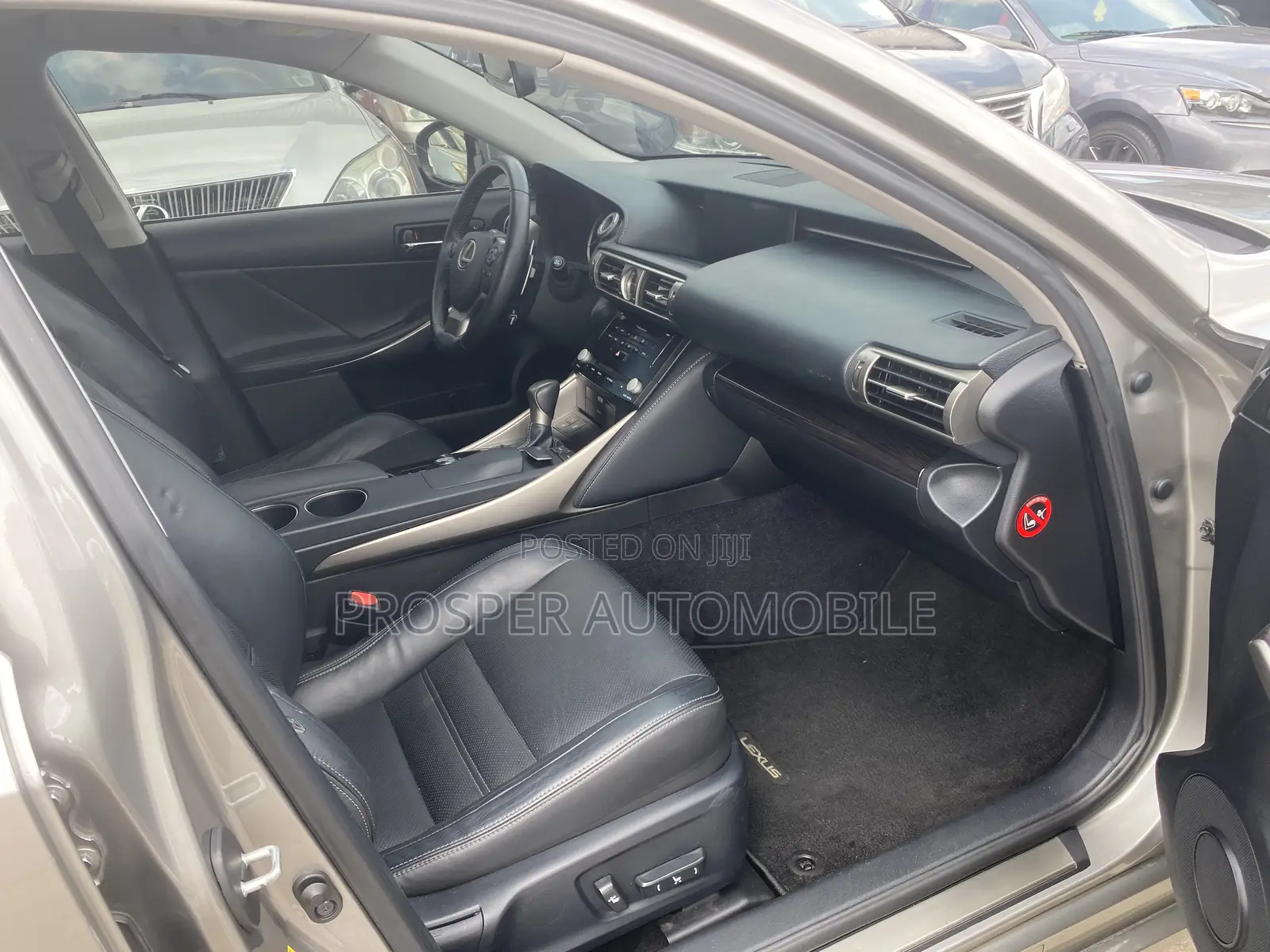 Lexus IS 250 2014 Gold