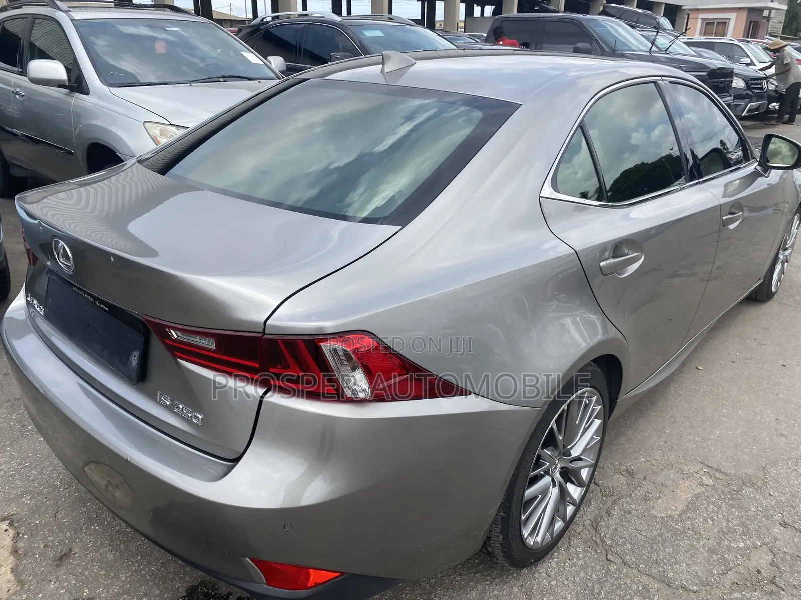 Lexus IS 250 2014 Gold