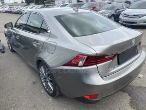 Lexus IS 250 2014 Gold