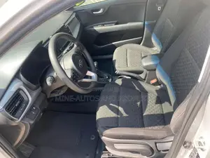 Kia Rio S Sedan 2019 Silver