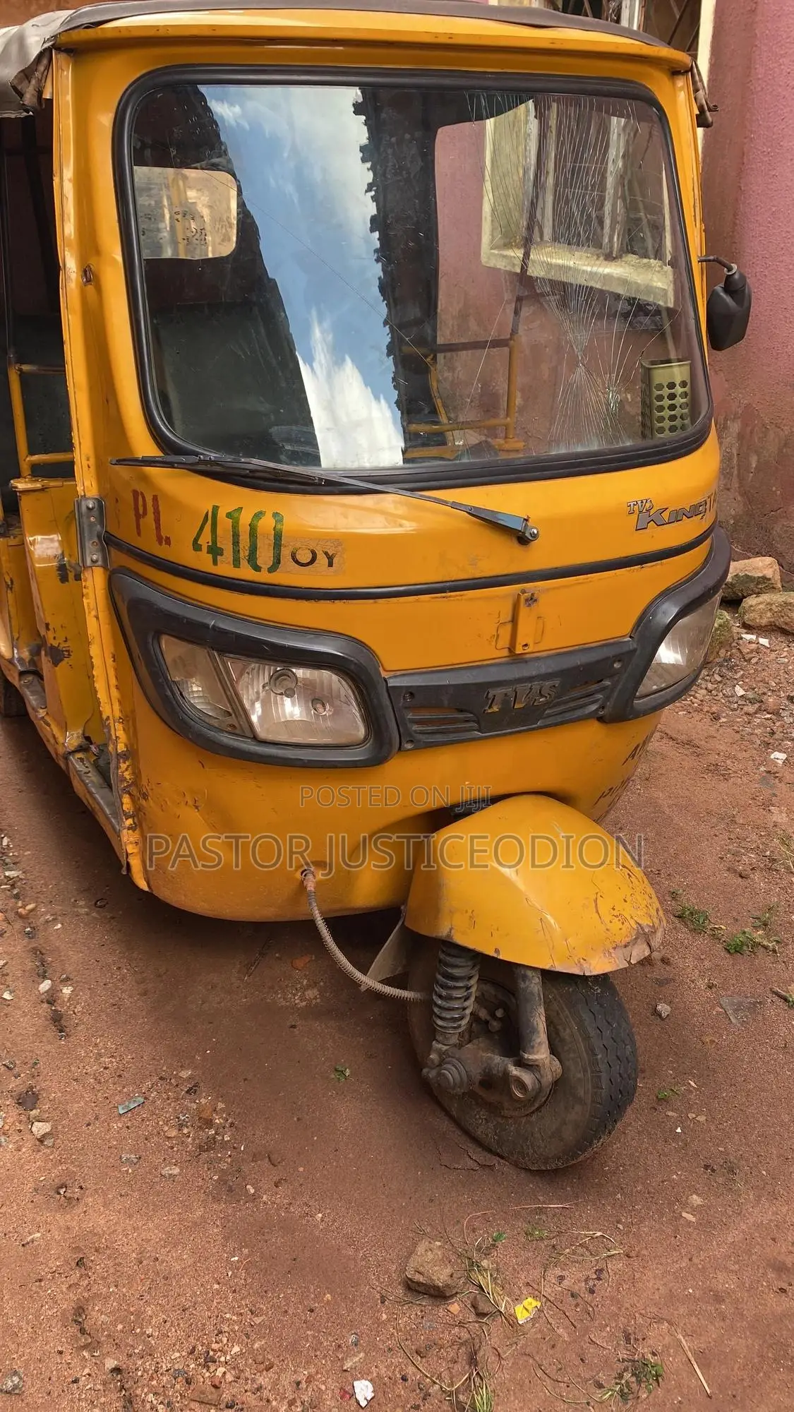 TVS King Deluxe Plus iTouch Start 2021 Yellow