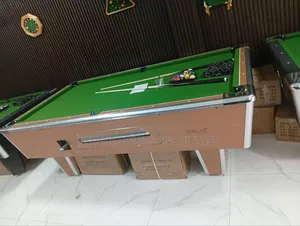 Everlast British Marble and Coin Operated Snooker Board