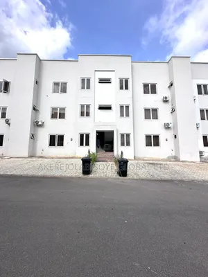 3bdrm Apartment in In A Well Secure for rent
