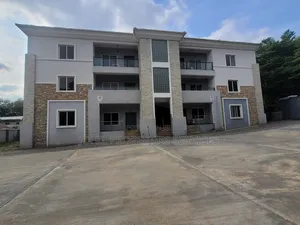 3bdrm Block of Flats in Maitama for rent