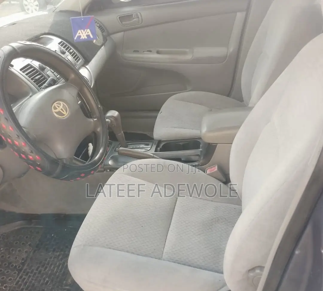 Toyota Camry 2004 Blue