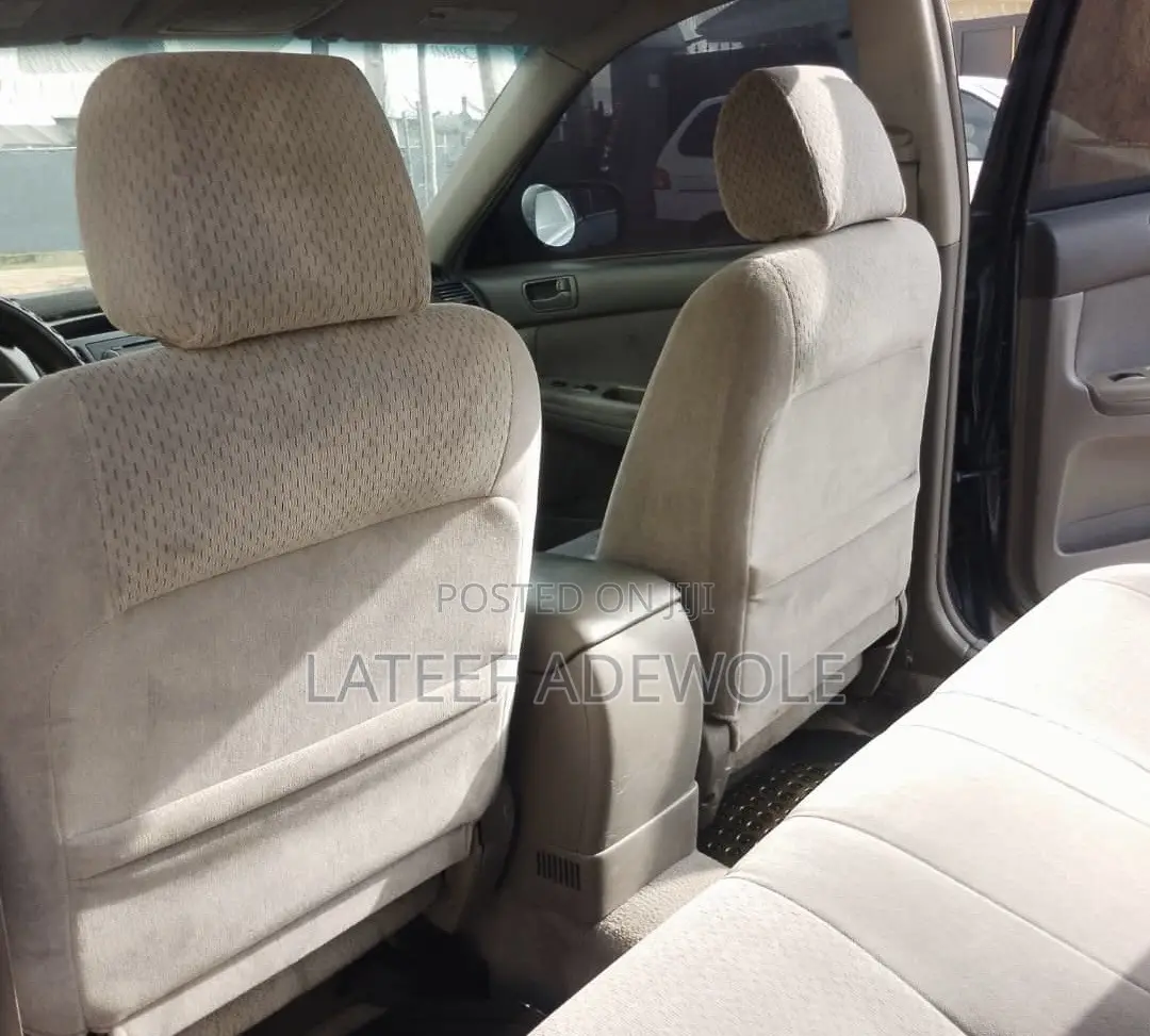 Toyota Camry 2004 Blue