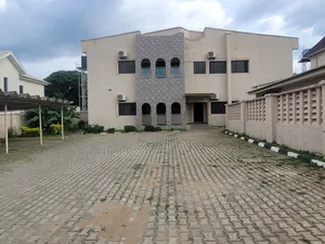 8bdrm Duplex in Maitama for rent