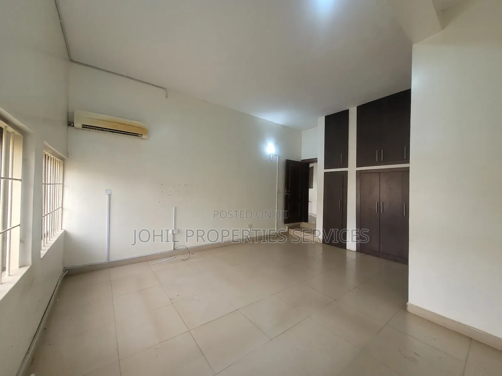 8bdrm Duplex in Maitama for rent