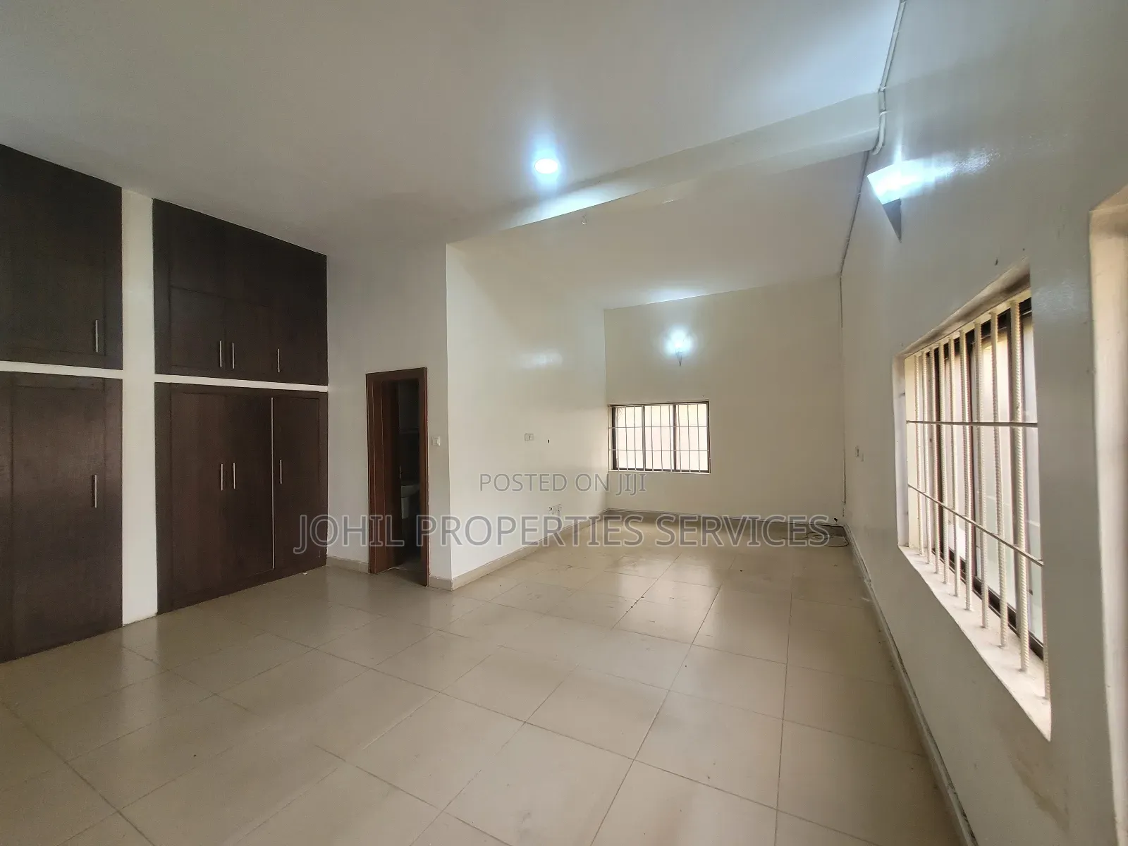8bdrm Duplex in Maitama for rent