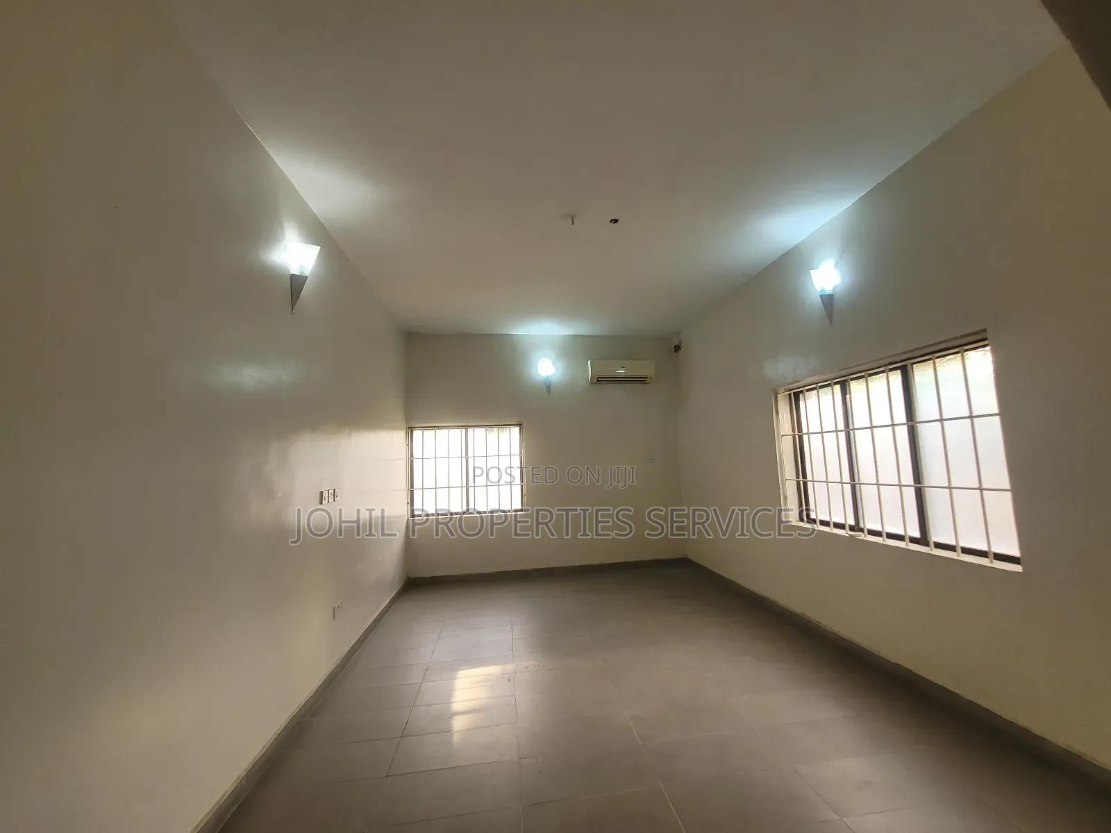 8bdrm Duplex in Maitama for rent