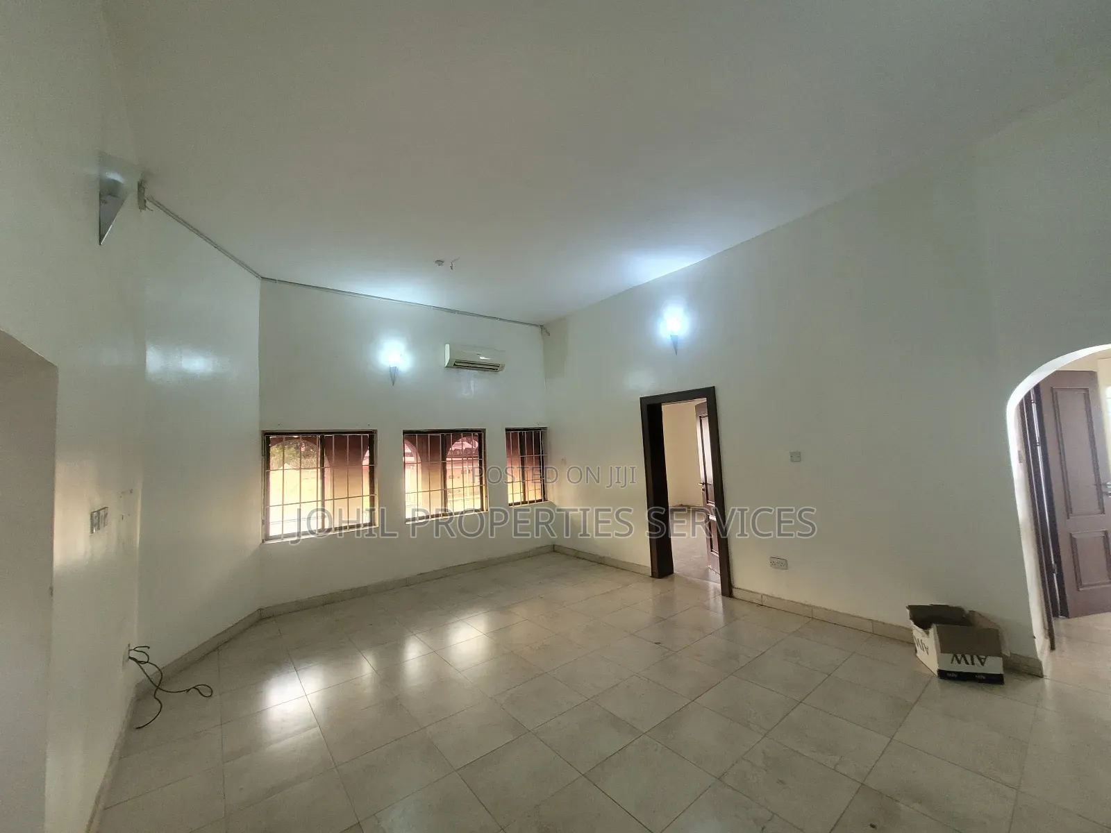 8bdrm Duplex in Maitama for rent
