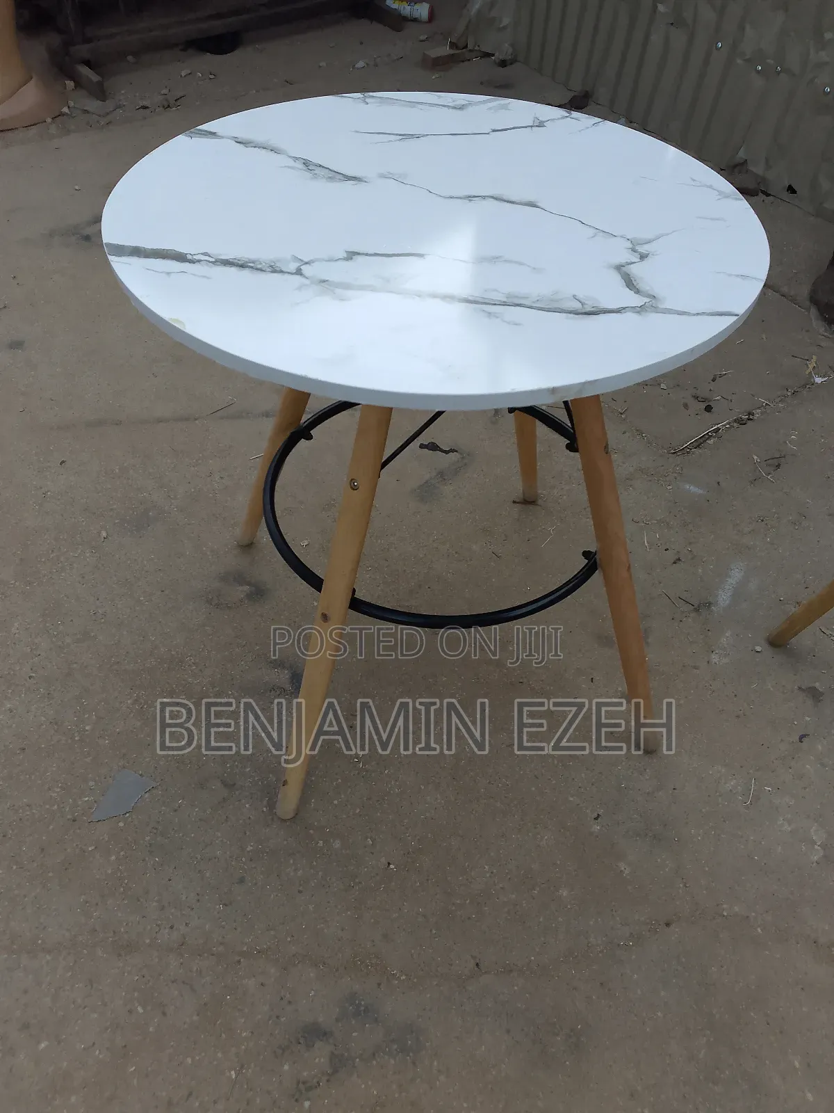 Dinning Table