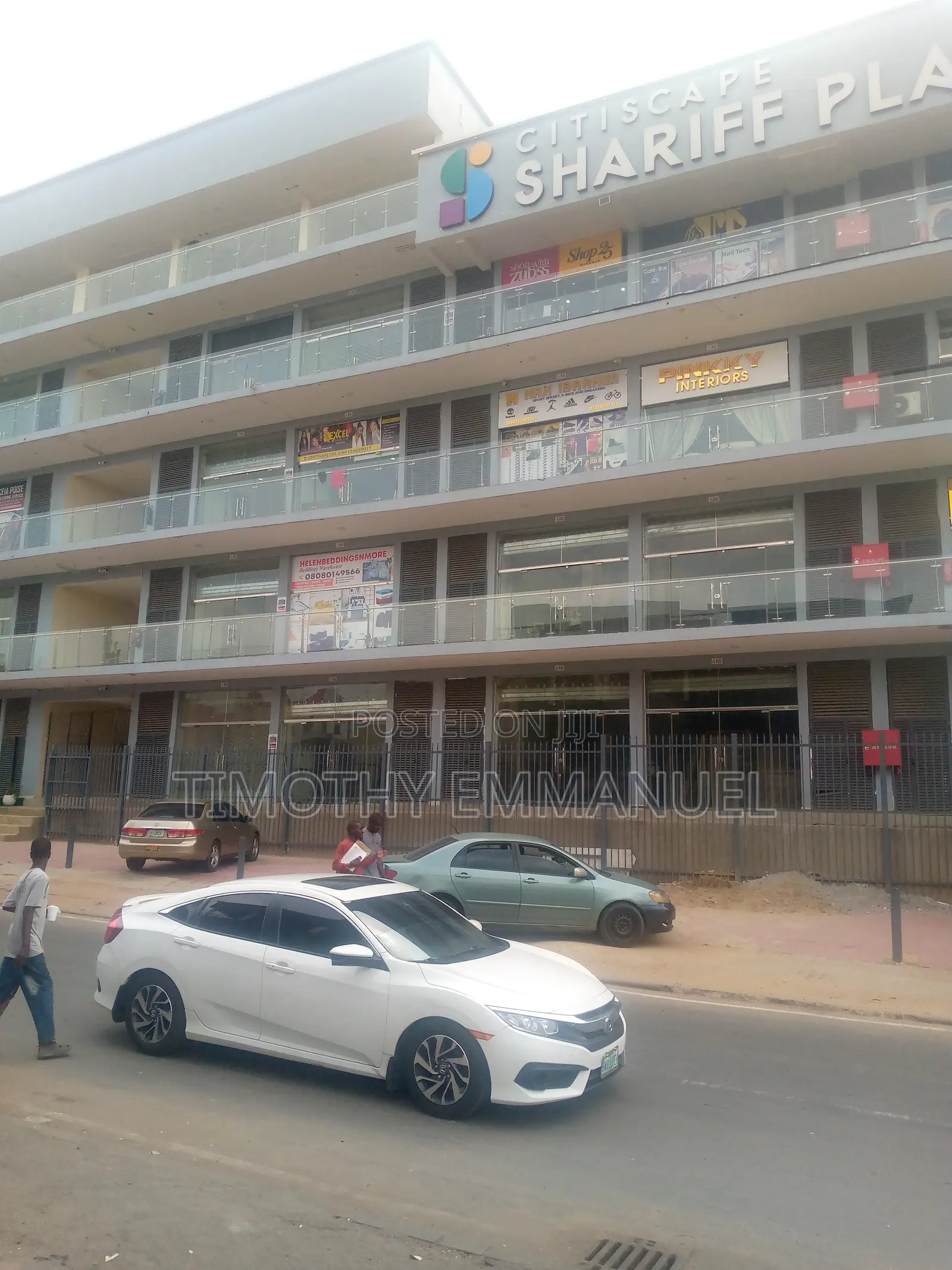 Shopping Mall 40 Square Meters for Rent
