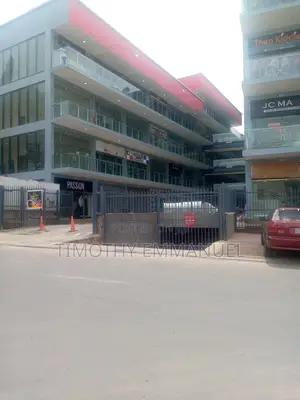 Shopping Mall 40 Square Meters for Rent