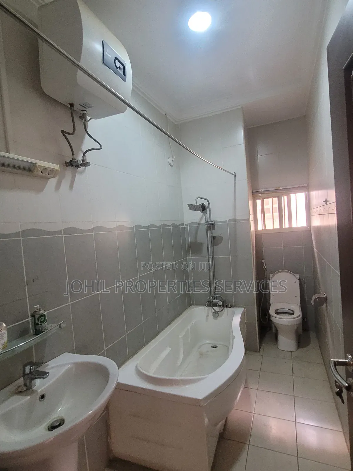 8bdrm Duplex in Maitama for rent