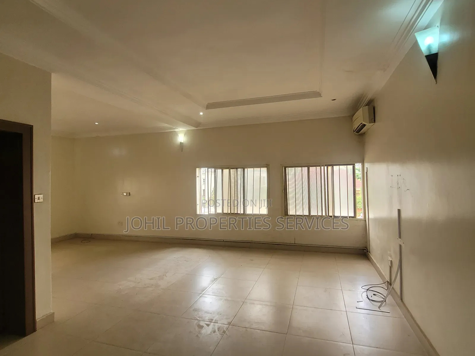 8bdrm Duplex in Maitama for rent