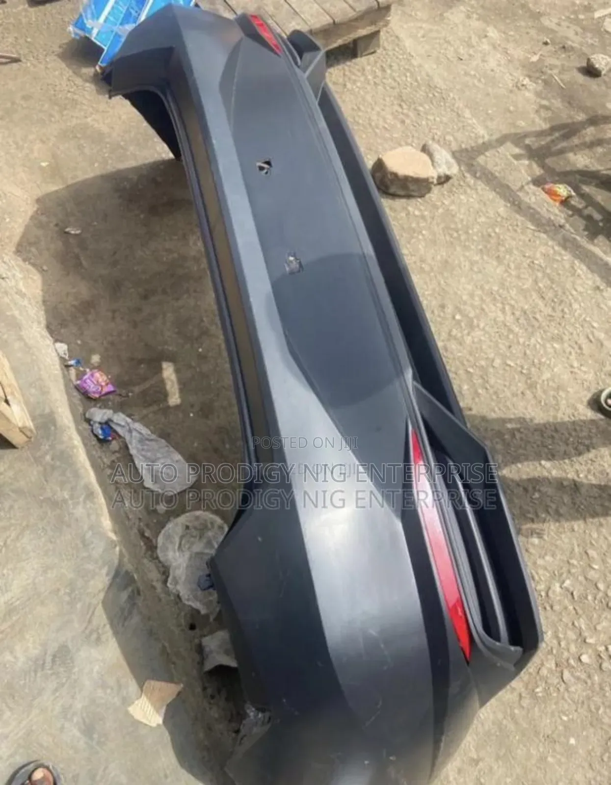 .Complete Back Bumper Elantra 2022