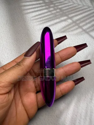Photo - Shiny Lipstick Vibrator