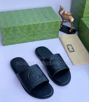 Gucci Slides Leather Slippers