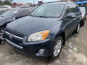 Toyota RAV4 3.5 4x4 2010 Gray