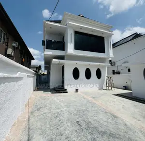 4bdrm Duplex in Adeniyi Jones Lagos for sale