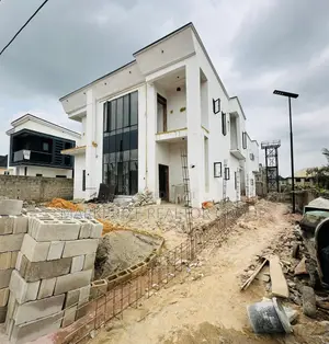 5bdrm Duplex in Opic Isheri North for sale